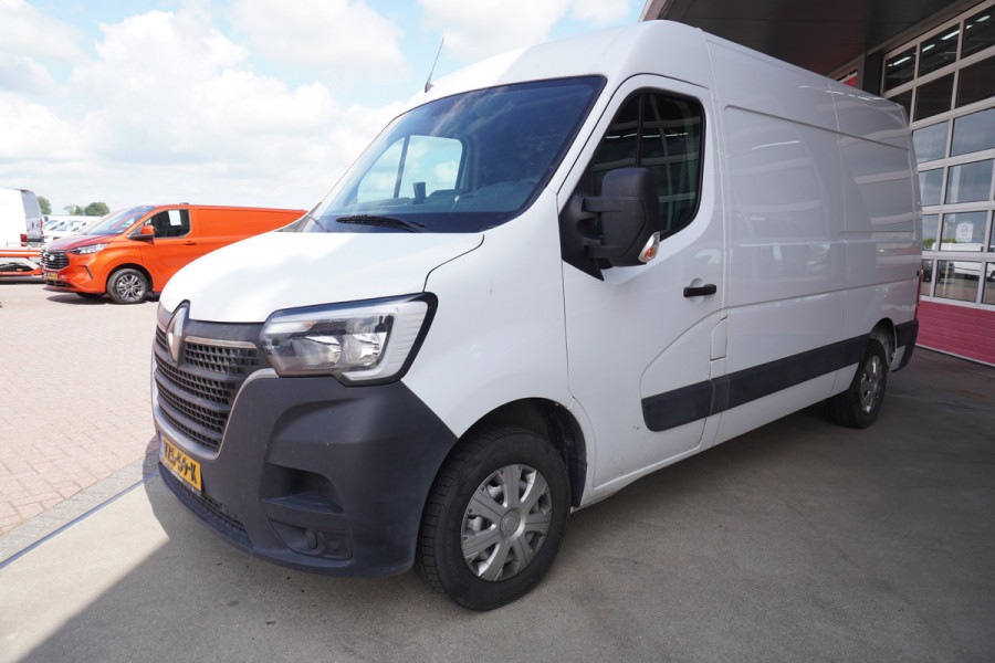 Renault Master T35 2.3 dCi 150PK L2H2 Energy Comfort nr. V196 | Airco | Cruise | Navi | camera | Trekhaak 3.500KG