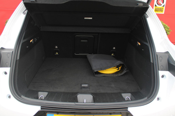 Alfa Romeo Tonale PHEV 280PK VELOCE | PANORAMISCH SCHUIF/KANTEL DAK | PREMIUM PACK: LEDEREN BEKLEDING/GEVENTILEERDE VOORSTOELEN/4-VOUDIG ELEKTRISCH VERSTELBARE LENDESTEUN VOORSTOELEN/HOOGGLANS ZWARTE RAAMOMLIJSTING/AMBIENT LIGHTING | TECHNOLOGY PACK: PARKEERWAARSCHUWING VOOR EN ACHTER/360° CAMERA/AUTOMATISCH INPARKEREN/ AUTONOMOUS DRIVING LEVEL 2: ADAPTIVE CRUISE CONTROL/LANE CENTERING ASSIST/TRAFFIC JAM ASSIST DODEHOEK DETECTIE AUTOMATISCH DIMMENDE BUITENSPIEGELS ELEKTRISCH BEDIENBARE ACHTERKLEP | WINTERPACK: STOELVERWARMING VOOR/STUURVERWARMING/VERWARMBARE RUITENSPROEIERS | HARMAN KAR