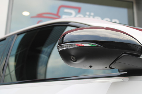 Alfa Romeo Tonale PHEV 280PK VELOCE | PANORAMISCH SCHUIF/KANTEL DAK | PREMIUM PACK: LEDEREN BEKLEDING/GEVENTILEERDE VOORSTOELEN/4-VOUDIG ELEKTRISCH VERSTELBARE LENDESTEUN VOORSTOELEN/HOOGGLANS ZWARTE RAAMOMLIJSTING/AMBIENT LIGHTING | TECHNOLOGY PACK: PARKEERWAARSCHUWING VOOR EN ACHTER/360° CAMERA/AUTOMATISCH INPARKEREN/ AUTONOMOUS DRIVING LEVEL 2: ADAPTIVE CRUISE CONTROL/LANE CENTERING ASSIST/TRAFFIC JAM ASSIST DODEHOEK DETECTIE AUTOMATISCH DIMMENDE BUITENSPIEGELS ELEKTRISCH BEDIENBARE ACHTERKLEP | WINTERPACK: STOELVERWARMING VOOR/STUURVERWARMING/VERWARMBARE RUITENSPROEIERS | HARMAN KAR