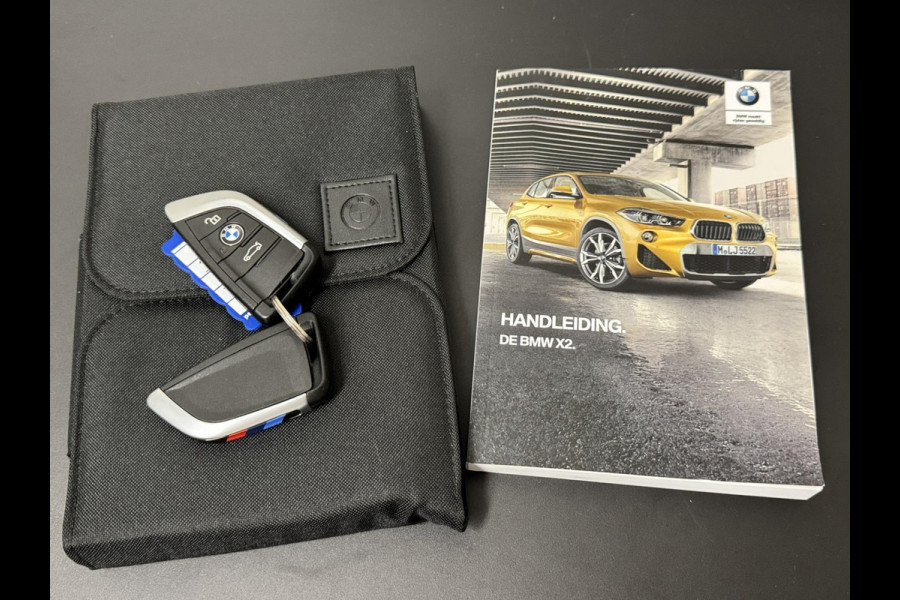 BMW X2 SDrive18i High Executive Automaat Cruise control Climate control Stoelverwarming Leder Navigatie Full LED Head up display