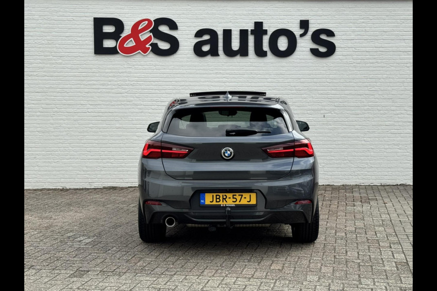 BMW X2 SDrive18i High Executive Automaat Cruise control Climate control Stoelverwarming Leder Navigatie Full LED Head up display