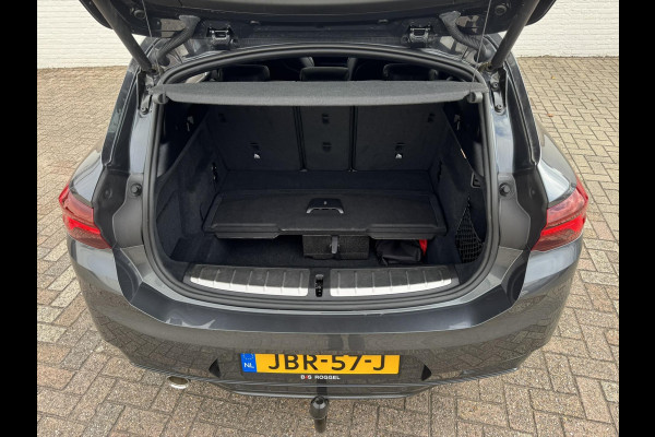 BMW X2 SDrive18i High Executive Automaat Cruise control Climate control Stoelverwarming Leder Navigatie Full LED Head up display