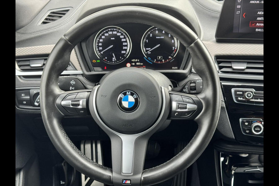 BMW X2 SDrive18i High Executive Automaat Cruise control Climate control Stoelverwarming Leder Navigatie Full LED Head up display