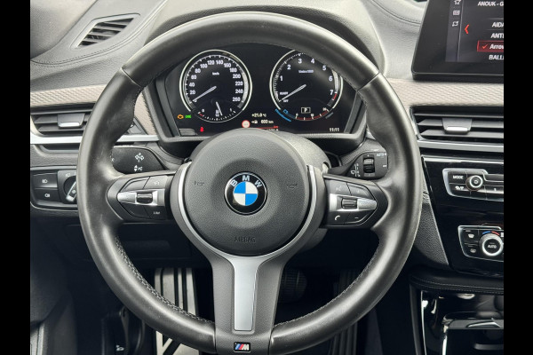 BMW X2 SDrive18i High Executive Automaat Cruise control Climate control Stoelverwarming Leder Navigatie Full LED Head up display