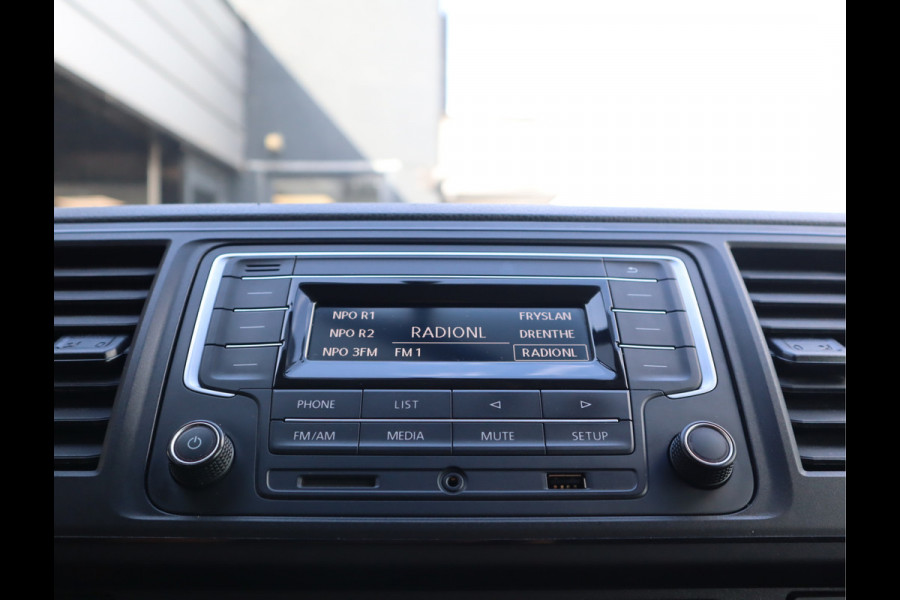 Volkswagen Transporter 2.0 TDI LANG ENKELE CABINE