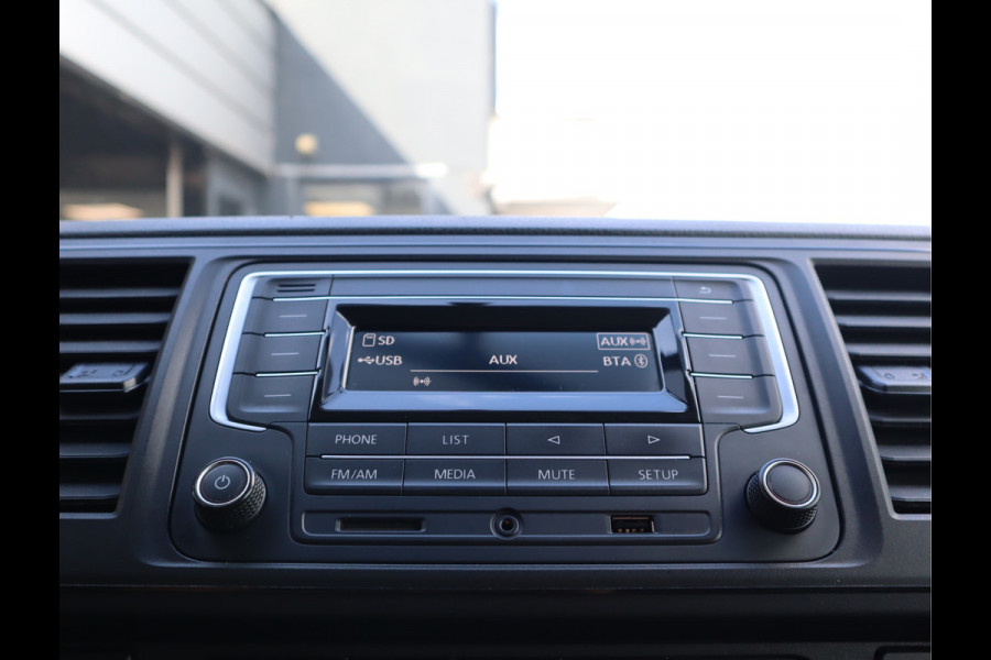 Volkswagen Transporter 2.0 TDI LANG ENKELE CABINE