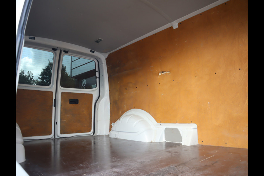 Volkswagen Transporter 2.0 TDI LANG ENKELE CABINE