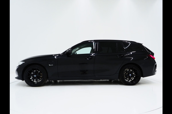 BMW 3 Serie Touring 320e LCI Shadow Line | Widescreen | Carplay | Cruise | DAB | PDC | LED