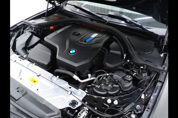 BMW 3 Serie Touring 320e LCI Shadow Line | Widescreen | Carplay | Cruise | DAB | PDC | LED