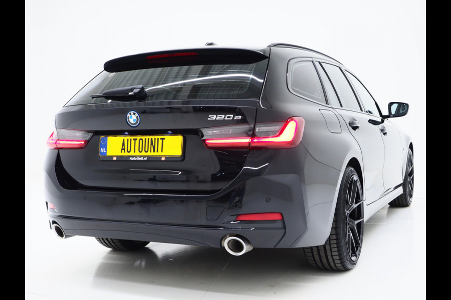 BMW 3 Serie Touring 320e LCI Shadow Line | Widescreen | Carplay | Cruise | DAB | PDC | LED