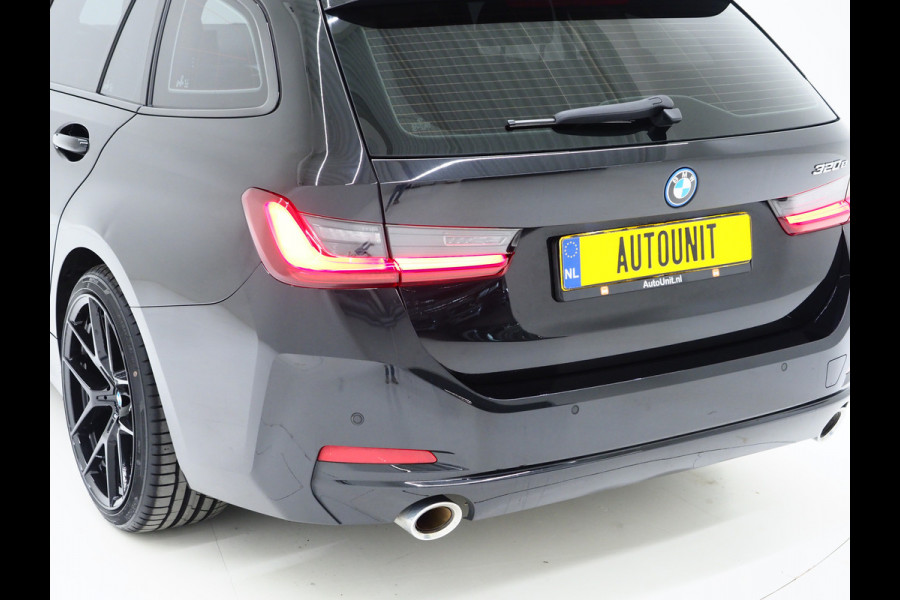 BMW 3 Serie Touring 320e LCI Shadow Line | Widescreen | Carplay | Cruise | DAB | PDC | LED