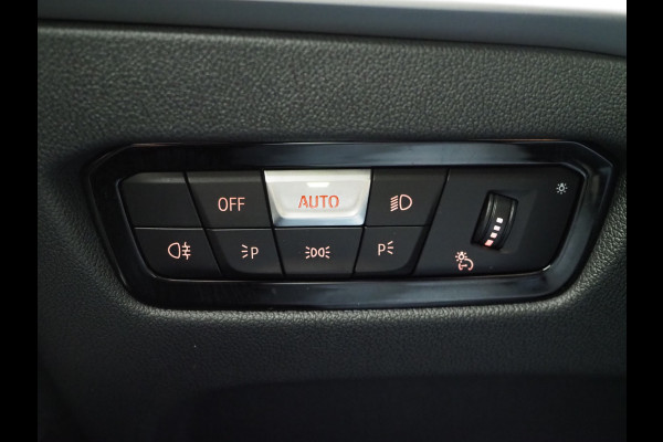 BMW 3 Serie Touring 320e LCI Shadow Line | Widescreen | Carplay | Cruise | DAB | PDC | LED