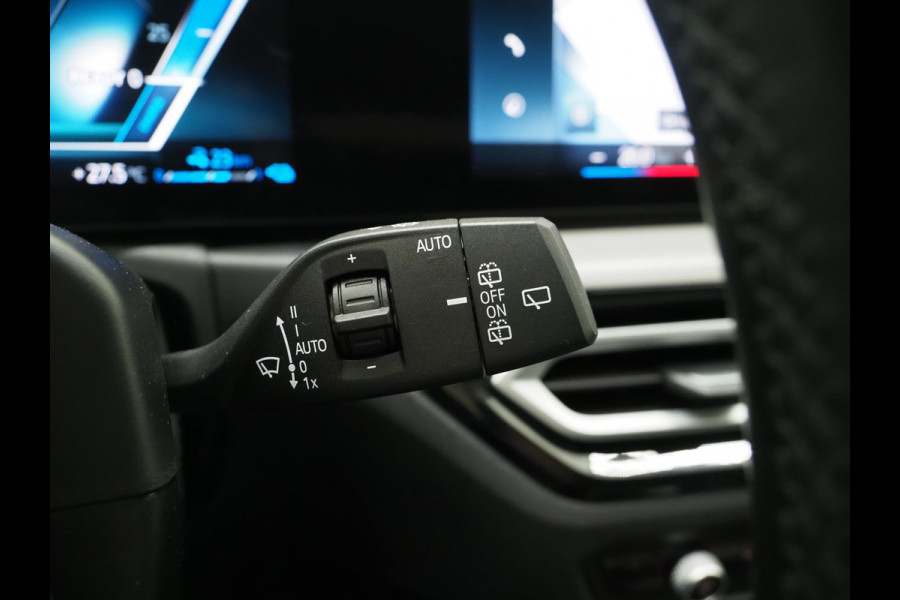 BMW 3 Serie Touring 320e LCI Shadow Line | Widescreen | Carplay | Cruise | DAB | PDC | LED