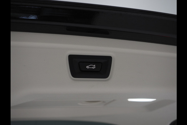 BMW 3 Serie Touring 320e LCI Shadow Line | Widescreen | Carplay | Cruise | DAB | PDC | LED