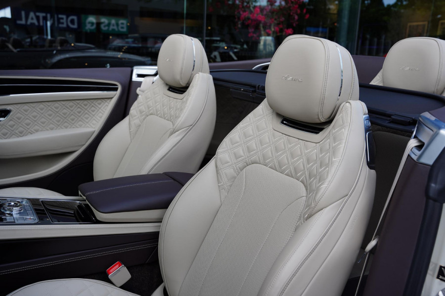 Bentley Continental GTC 4.0 V8 Azure 1400 KM NL-Auto