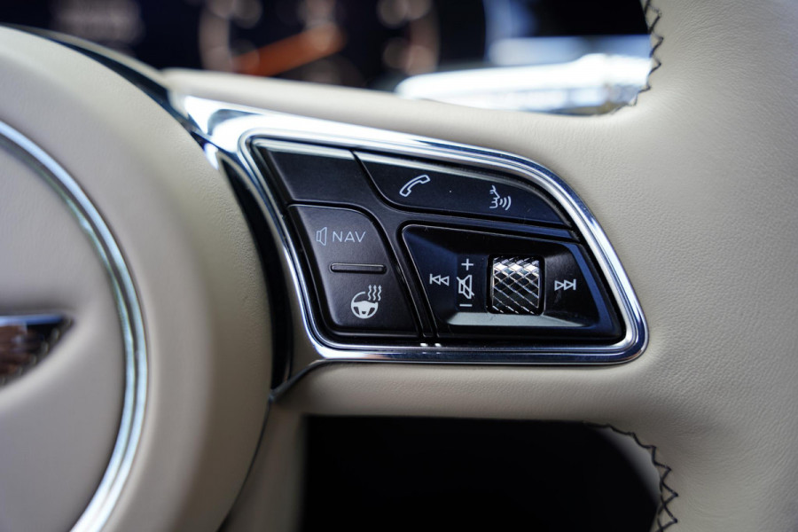 Bentley Continental GTC 4.0 V8 Azure 1400 KM NL-Auto
