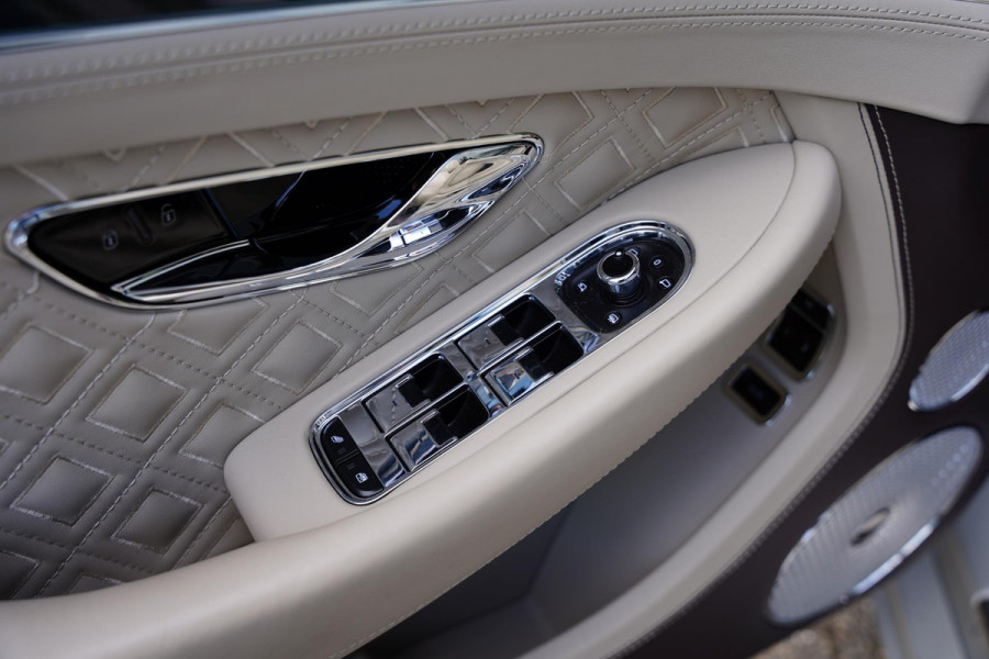 Bentley Continental GTC 4.0 V8 Azure 1400 KM NL-Auto