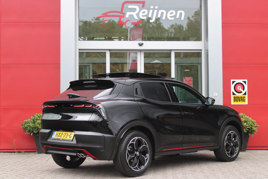 Alfa Romeo junior 1.2 Turbo 136PK IBRIDA SPECIALE | NIEUWE AUTO! | PANORAMISCH SCHUIF/KANTEL DAK | SPORT PACK: SABELT SPORT STOELEN/ALCANTARA STUURWIEL | TECHNO PACK: LED MATRIX KOPLAMPEN/DRAADLOZE TELEFOONLADER/ACHTERUITRIJ CAMERA | VERWARMBARE VOORRUIT | 18" LICHTMETALEN VELGEN "PETALI" | DRAADLOZE APPLE CARPLAY/ANDROID AUTO | NAVIGATIE | STOEL VERWARMING | DODEHOEK DETECTIE | ELEKTRISCH BEDIENBARE ACHTERKLEP | KEYLESS ENTRY/START | ADAPTIVE CRUISE CONTROL |