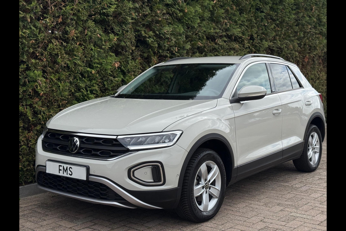 Volkswagen T-Roc 1.0 TSI Move Trekhaak CarPlay