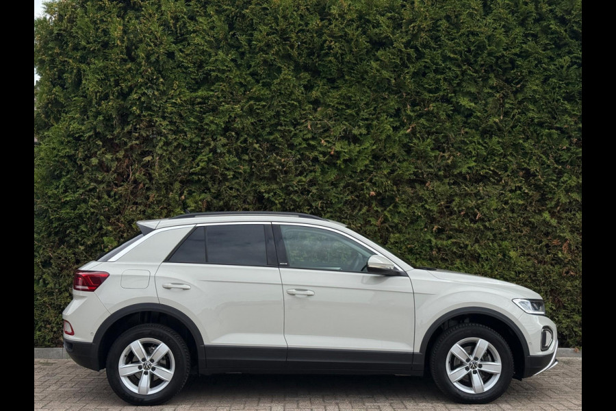 Volkswagen T-Roc 1.0 TSI Move Trekhaak CarPlay