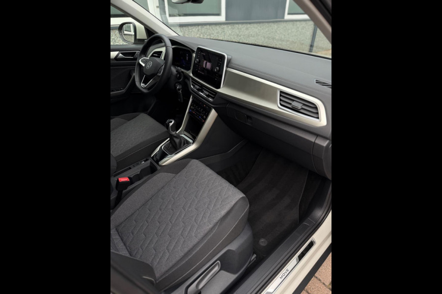 Volkswagen T-Roc 1.0 TSI Move Trekhaak CarPlay