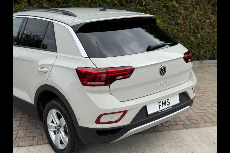Volkswagen T-Roc 1.0 TSI Move Trekhaak CarPlay