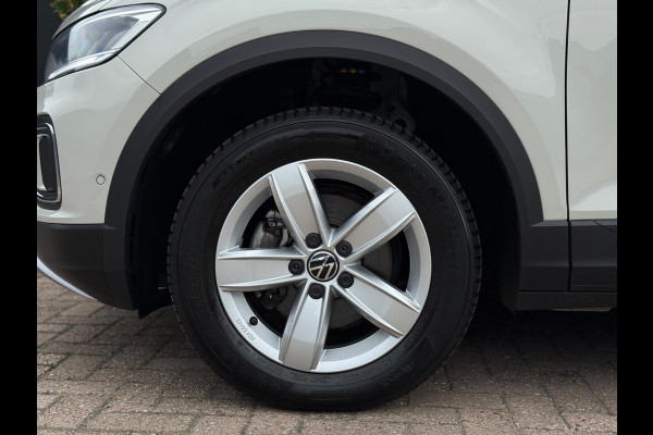 Volkswagen T-Roc 1.0 TSI Move Trekhaak CarPlay