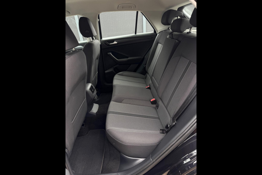 Volkswagen T-Roc 1.0 TSI Style CarPlay Camera IQ Lights