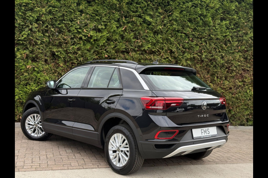 Volkswagen T-Roc 1.0 TSI Style CarPlay Camera IQ Lights