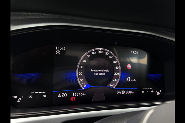 Volkswagen T-Roc 1.0 TSI Style CarPlay Camera IQ Lights