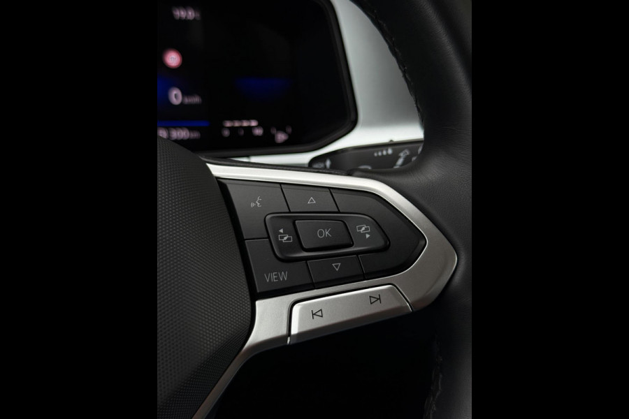 Volkswagen T-Roc 1.0 TSI Style CarPlay Camera IQ Lights