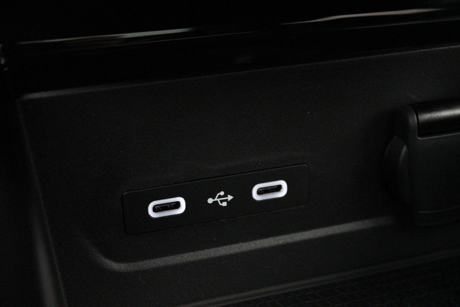 Renault Austral E-TECH FULL HYBRID 200PK ICONIC ESPIRIT ALPINE | | ELEKTRISCH BEDIENBARE VOORSTOELEN | PREMIUM HARMAN/KARDON AUDIO | MATRIX LED KOPLAMPEN | PARKEERSENSOREN VOOR + ACHTER | ELEKTRISCHE BEDIENBARE KOFFERKLEP | DODEHOEKDETECTIE | PANORAMADAK | KEYLESS ENTRY | SFEERVERLICHTING | DRAADLOOS APPLE CARPLAY/ANDROID AUTO | STOEL/STUUR/VOORRUIT VERWARMING | DIGITAAL INSTRUMENTARIUM | NIEUWE AUTO! |