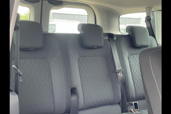 Ford Transit Custom 340 2.5 PHEV L2H1 Limited 233pk | Kombi | Incl. BTW/BPM | Dubbele zijschuifdeur | Inklapbare trekhaak | 17 inch lichtmetalen velgen | Driver Assistance Pack Premium |