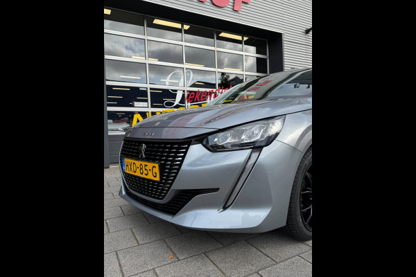Peugeot 208 1.2i OUTLAW Edition - Navigatie/Apple CarPlay I Airco I Sport velgen I LED I PDC I 30.000 KM -Dealer onderhouden
