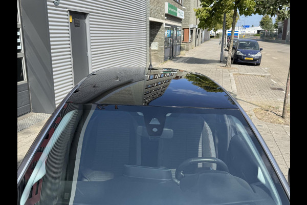 Peugeot 208 1.2i OUTLAW Edition - Navigatie/Apple CarPlay I Airco I Sport velgen I LED I PDC I 30.000 KM -Dealer onderhouden