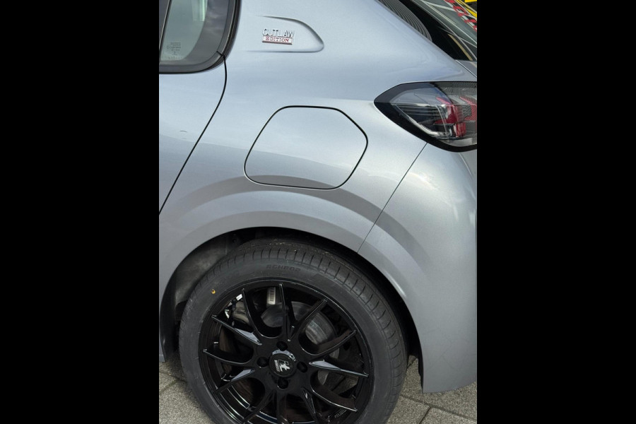Peugeot 208 1.2i OUTLAW Edition - Navigatie/Apple CarPlay I Airco I Sport velgen I LED I PDC I 30.000 KM -Dealer onderhouden