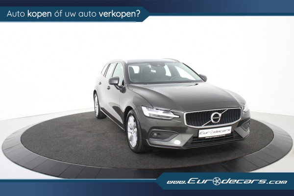 Volvo V60 2.0 B3 Momentum Geartronic *1ste Eigenaar*Leer*Navigatie*Carplay*