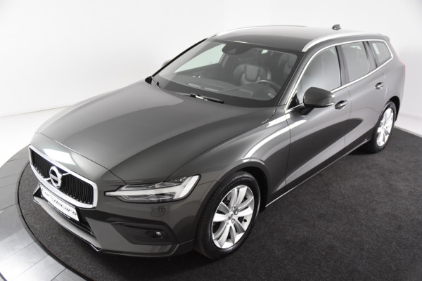 Volvo V60 2.0 B3 Momentum Geartronic *1ste Eigenaar*Leer*Navigatie*Carplay*