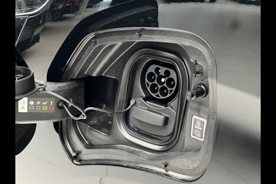 Opel Vivaro Electric L3 75 kWh | Dubbele cabine | 8 jaar garantie | Dynamic Comfort Nav pakket | Winterpakket | 2 zijschuifdeuren | Lichtmetalen velgen