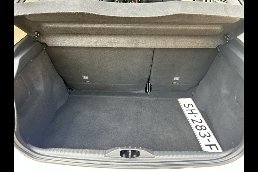 Citroën C3 1.2 PT Shine Navi, Camera, 17" LMV, Trekhaak