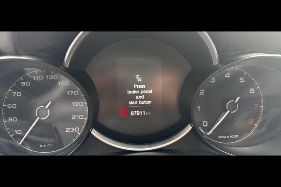 Fiat 500X Cross 1.3 GSE Cross / Aut / Navi / Ecc / Elek Pakket / Cruise Control / Xenon / Pdc / Allu Velgen