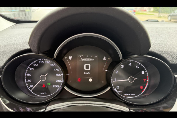 Fiat 500X Cross 1.3 GSE Cross / Aut / Navi / Ecc / Elek Pakket / Cruise Control / Xenon / Pdc / Allu Velgen