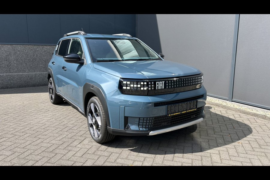 Fiat Grande Panda La Prima 11 kW 44 kWh Airco - Achteruitrijcamera - Parkeersensoren voor en achter - Cruise control - Navigatiesysteem - Dakrails - Stuur multifunctioneel