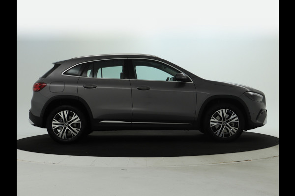 Mercedes-Benz GLA 250 e Face Lift Plug-In Hybride | Trekhaak | Ledkoplampen | Stuur en Stoelverwarming | 11kW Laden | Inclusief 24 maanden MB Certified garantie voor Europa.
