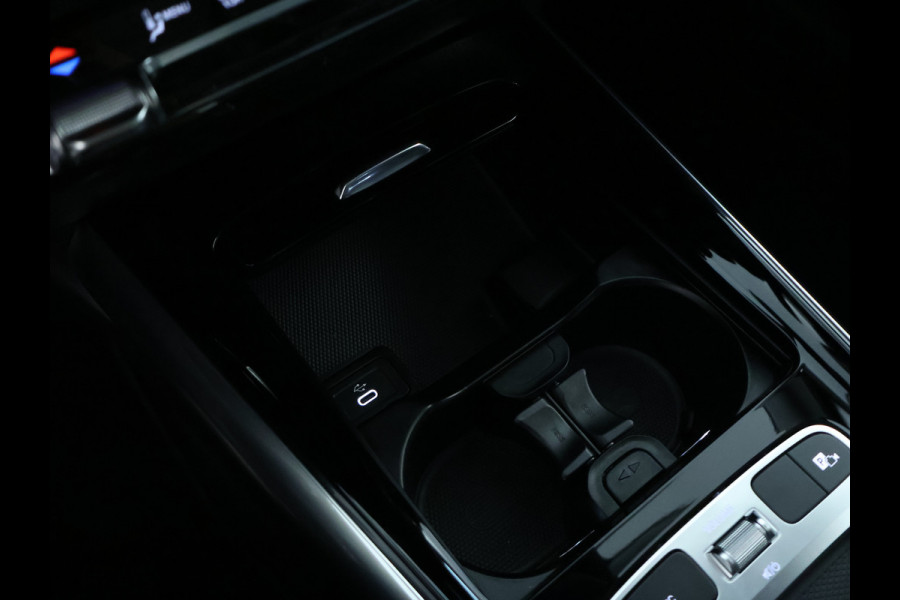 Mercedes-Benz GLA 250 e Face Lift Plug-In Hybride | Trekhaak | Ledkoplampen | Stuur en Stoelverwarming | 11kW Laden | Inclusief 24 maanden MB Certified garantie voor Europa.