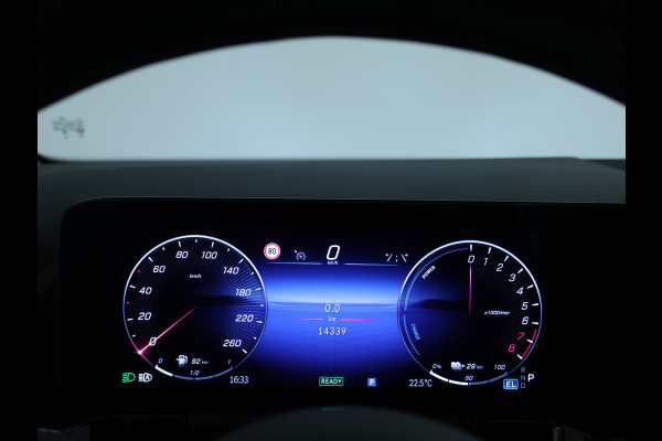 Mercedes-Benz GLA 250 e Face Lift Plug-In Hybride | Trekhaak | Ledkoplampen | Stuur en Stoelverwarming | 11kW Laden | Inclusief 24 maanden MB Certified garantie voor Europa.