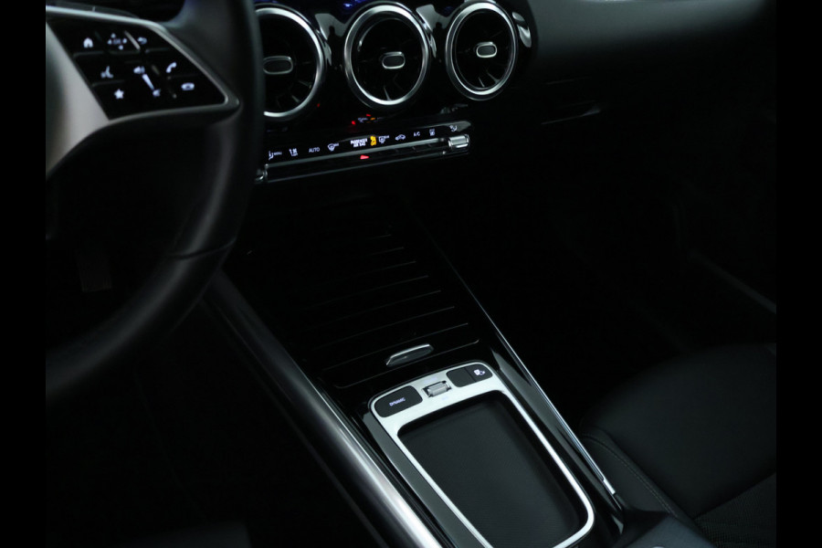Mercedes-Benz GLA 250 e Face Lift Plug-In Hybride | Trekhaak | Ledkoplampen | Stuur en Stoelverwarming | 11kW Laden | Inclusief 24 maanden MB Certified garantie voor Europa.