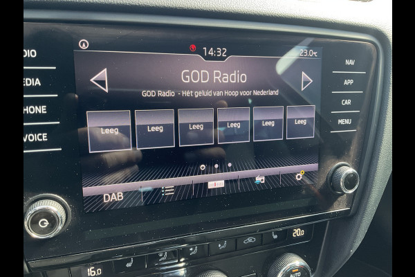 Škoda Octavia Combi 1.6 TDI Automaat Clever Edition Navi Stoelverw. Trekhaak