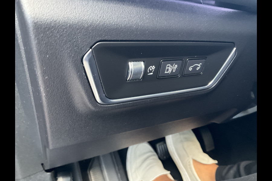 Lynk & Co 01 1.5 Plug-in Adapt.Cruise Carplay 360° Pano.dak DAB Vol opties