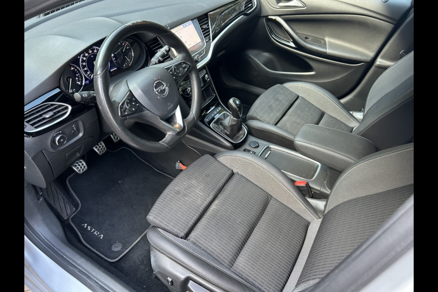 Opel Astra Sports Tourer 1.2 130pk Elegance Navi, Camera, Carpaly, 17" LMV, Trekhaak